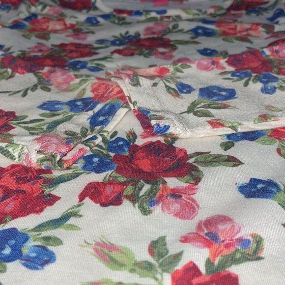 Betsey Johnson Long-sleeved Knit Floral Crewneck Top - Picture 4 of 8